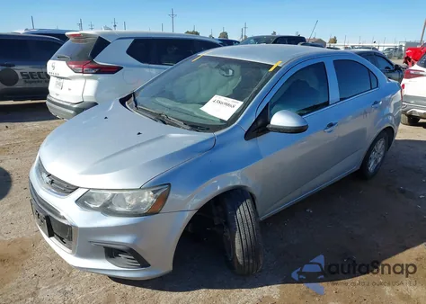 2017 Chevrolet Sonic Lt Auto из США, поврежденный, VIN 1G1JD5SH9H4105903
